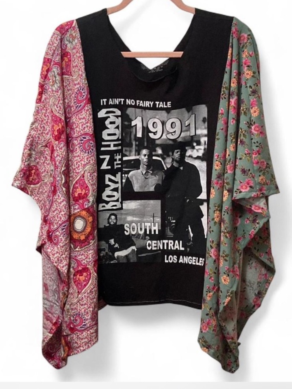 Vintage-Inspired Graphic Kimono Sleeve Top - Black with Mixed Floral Panels